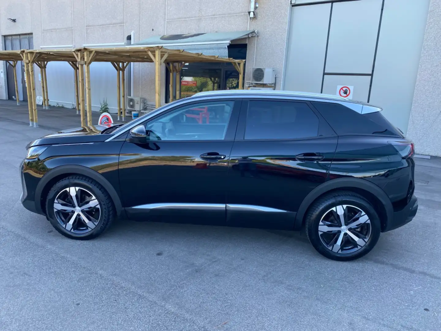 Peugeot 3008 3008 BlueHDi 130 S&S EAT8 Allure Black - 2