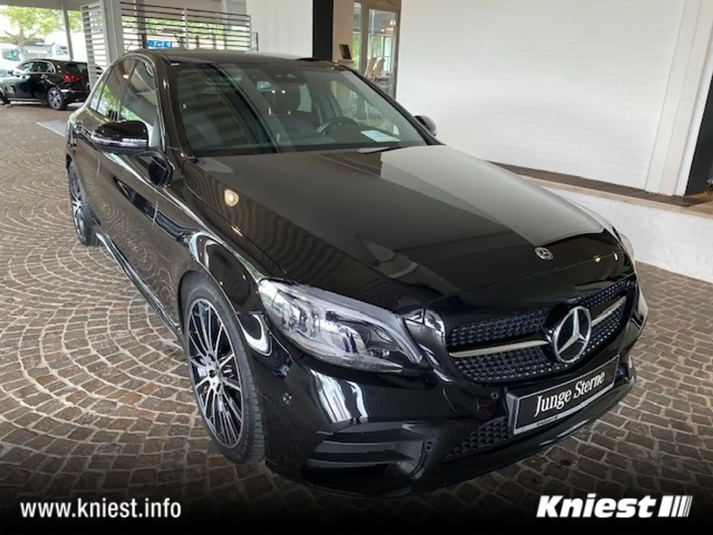 Mercedes-Benz C 300 d EU6d AMG-Line, Pano, Night Paket, Ambiente Noir - 2