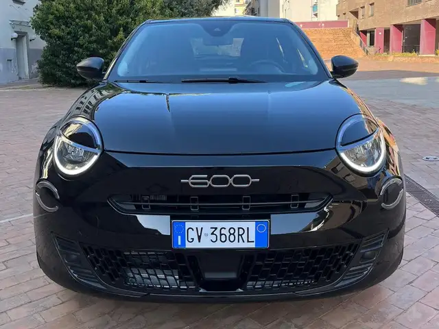 Fiat 600 600 1.2 hybrid Noleggio giornaliero