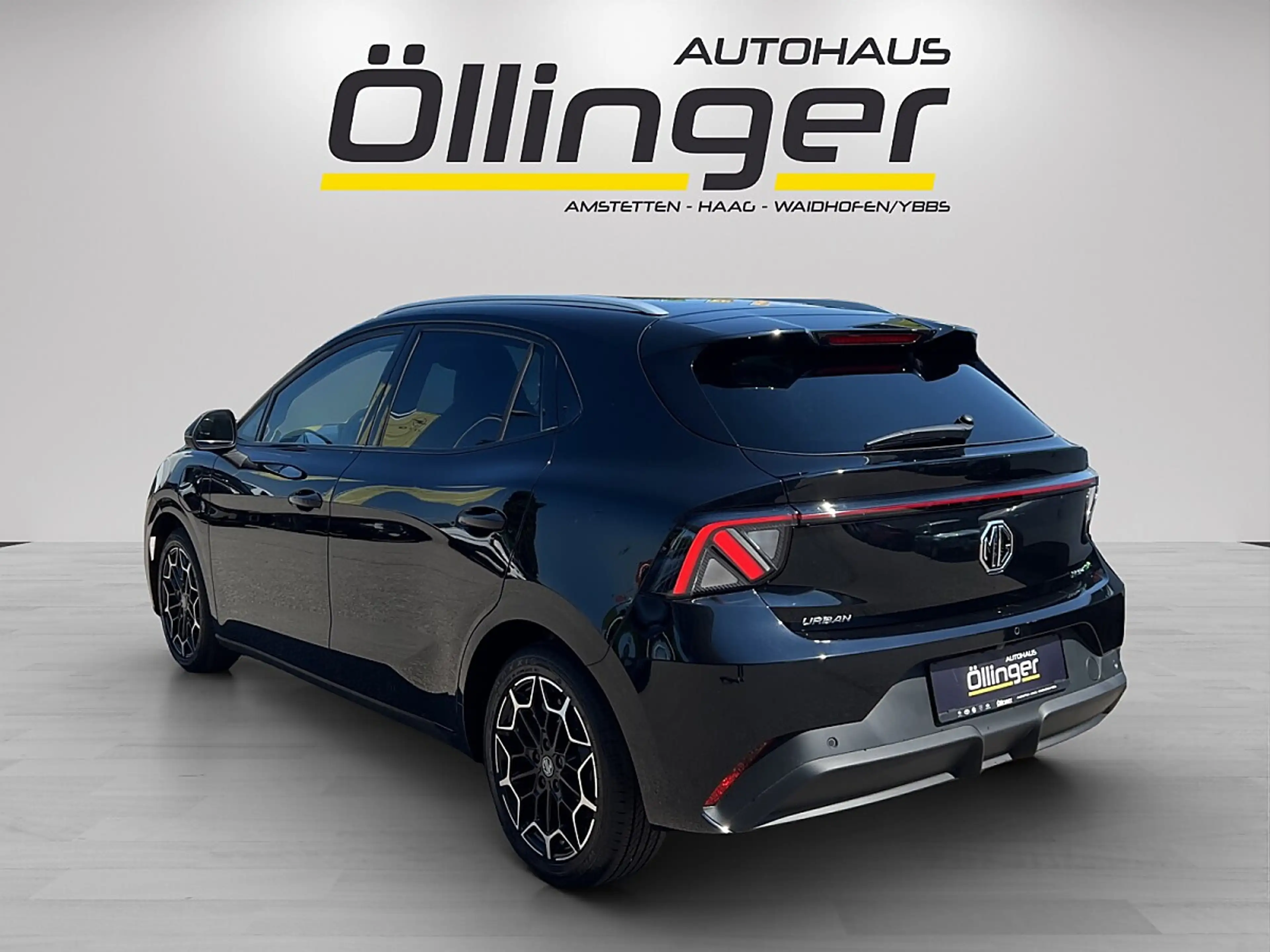 MG MG4 EV Urban 54 kWh Luxury + Metallic! — photo 4