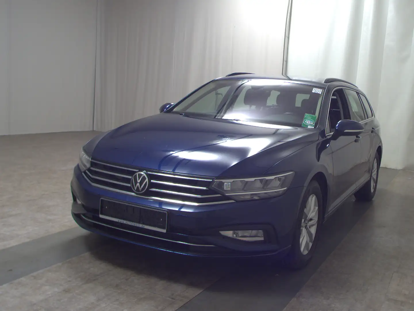 Volkswagen Passat Var. 2.0 TDI Business Navi LED HuD AHK Blau - 2