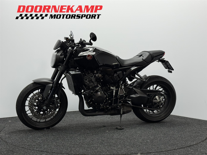 Honda CB 1000 R ABS BLACK EDITION — photo 8