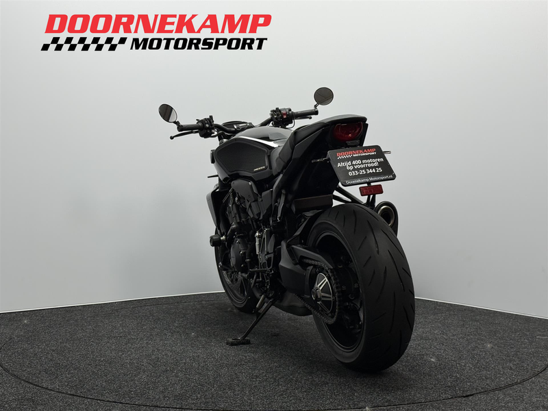 Honda CB 1000 R ABS BLACK EDITION — photo 12
