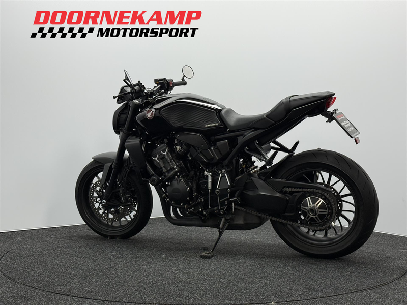 Honda CB 1000 R ABS BLACK EDITION — photo 10