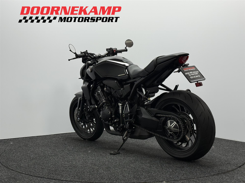 Honda CB 1000 R ABS BLACK EDITION — photo 11