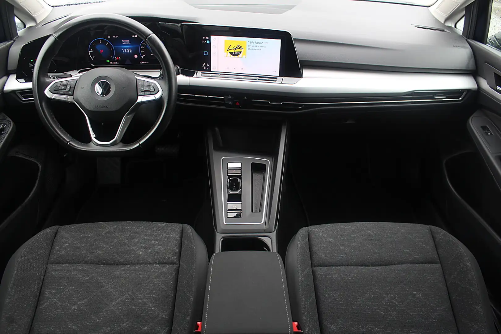 Volkswagen Golf Variant 2,0 TDI Life DSG LED Kamera Spur Ambiente .... Blau - 2