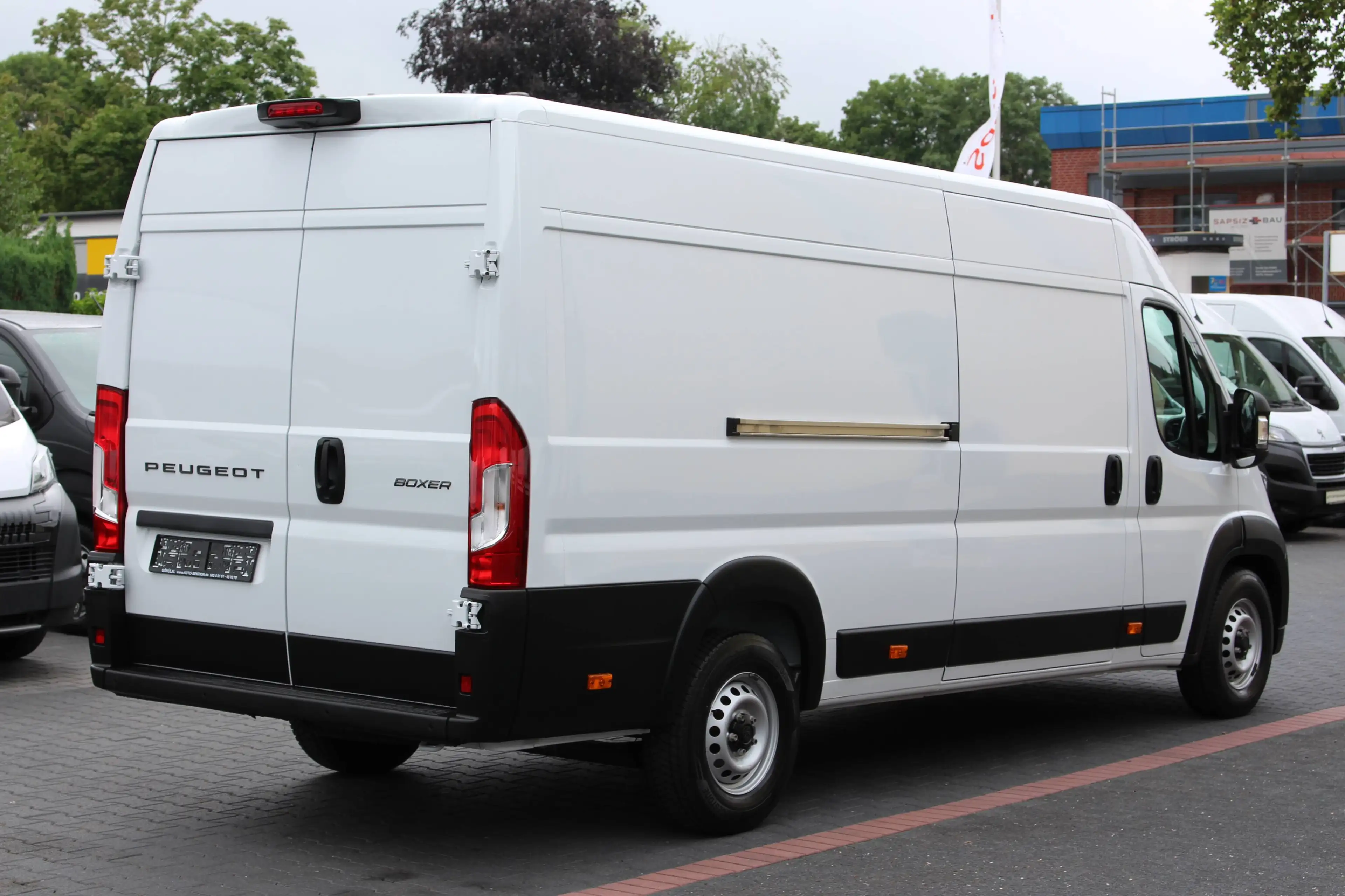 Peugeot Boxer 35 L4H2 140 *Klima*Kamera*Tempo*Navi*Holz — photo 3