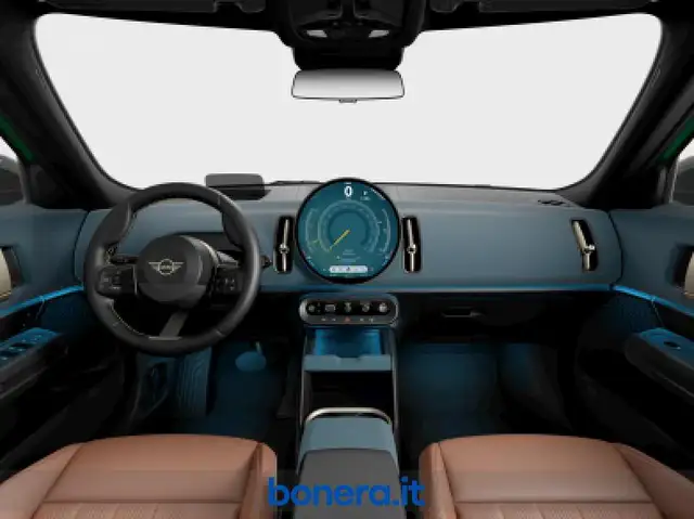 Mini Countryman view 3