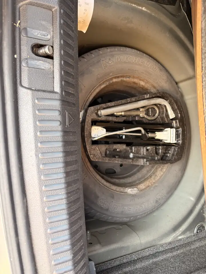 Volkswagen Polo Citadine 3 portes — photo 9