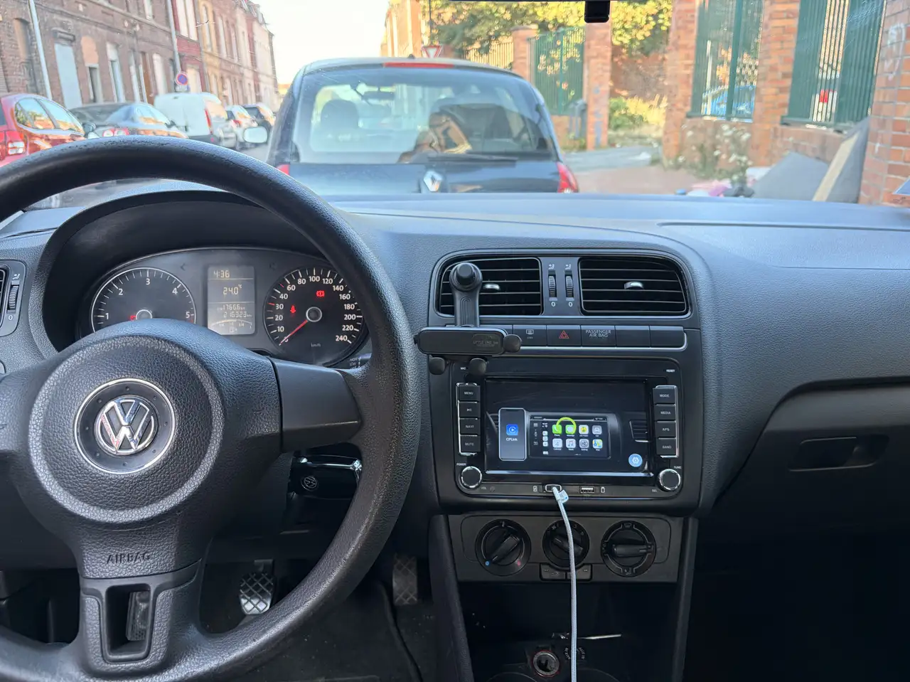 Volkswagen Polo Citadine 3 portes — photo 8