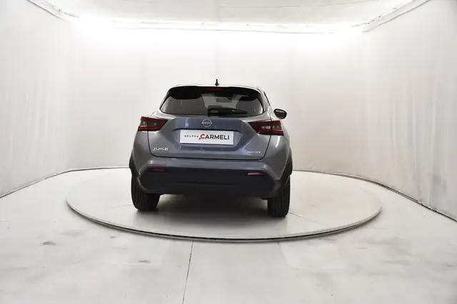 Nissan Juke view 4