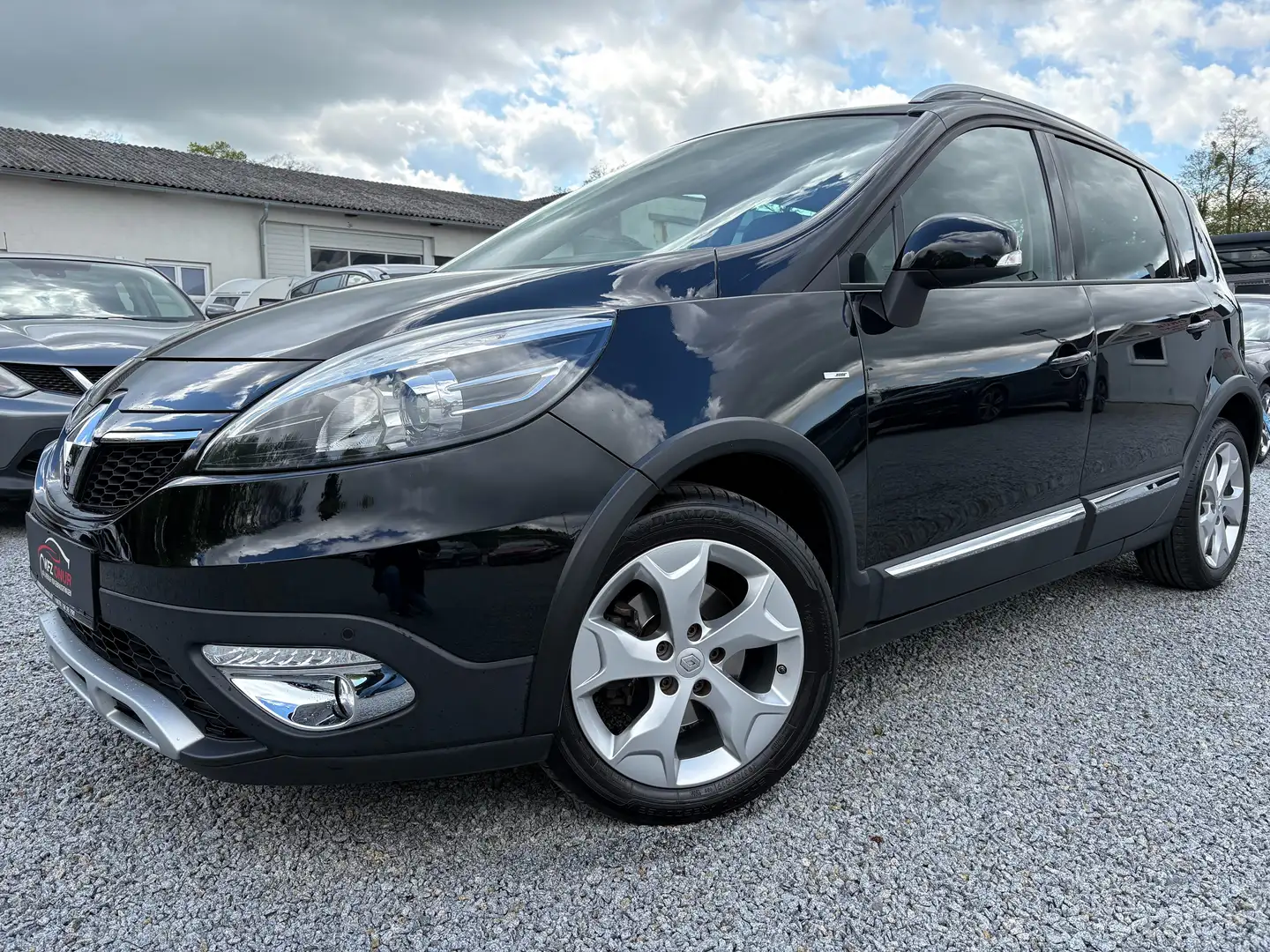 Renault Scenic Scénic XMOD*Bose*1.BESITZ*NEUWERTIG*AHK*TOP Schwarz - 1