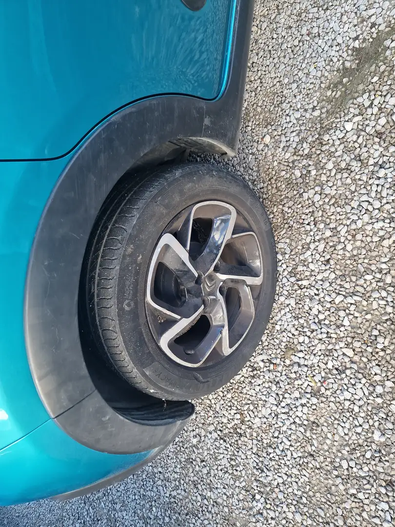 Citroen C3 C3 1.2 puretech Shine Gpl 82cv Bleu - 2