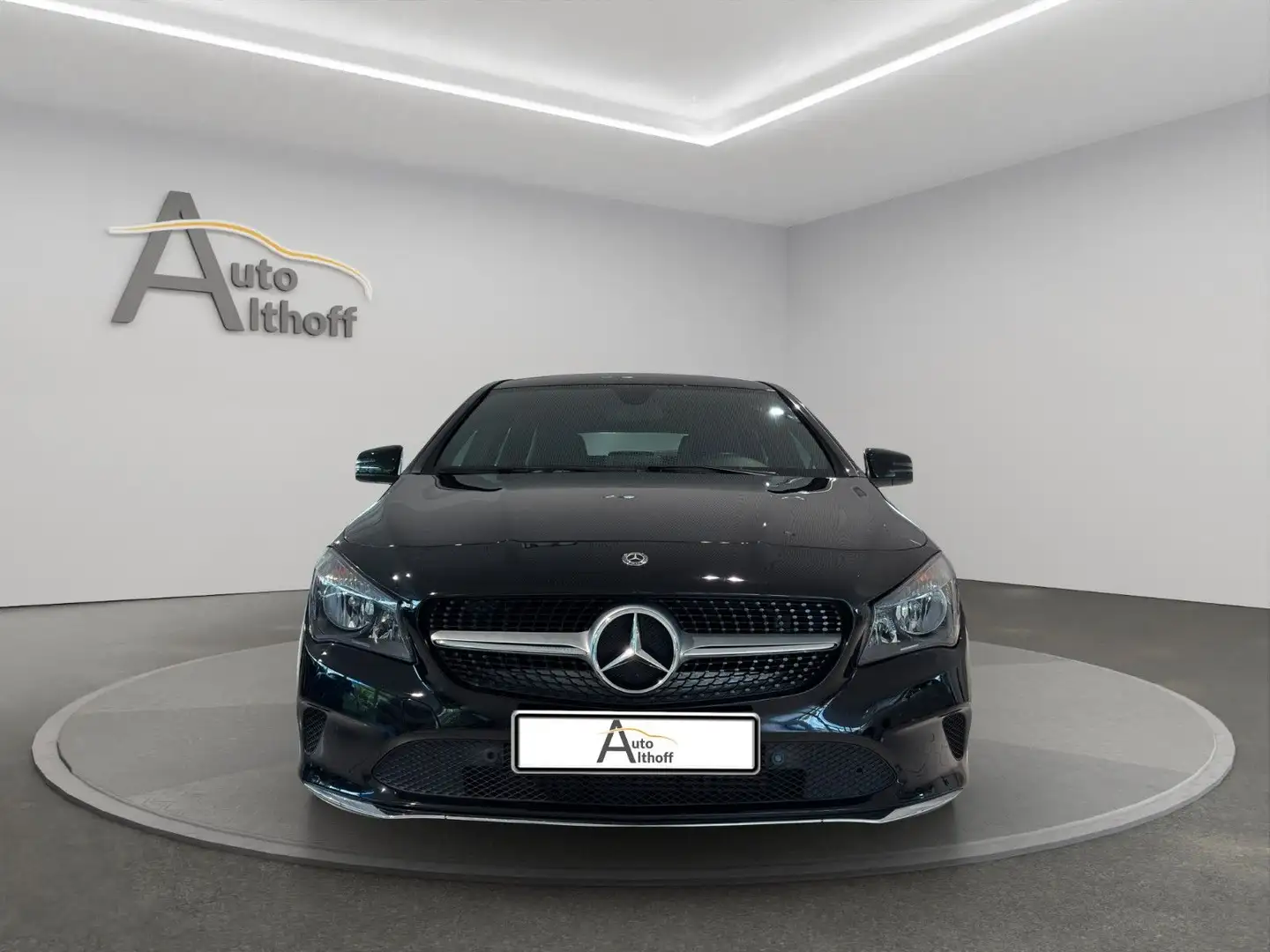 Mercedes-Benz CLA 220 4Matic Aut. KAMERA NAV PARK TEMP Fekete - 2