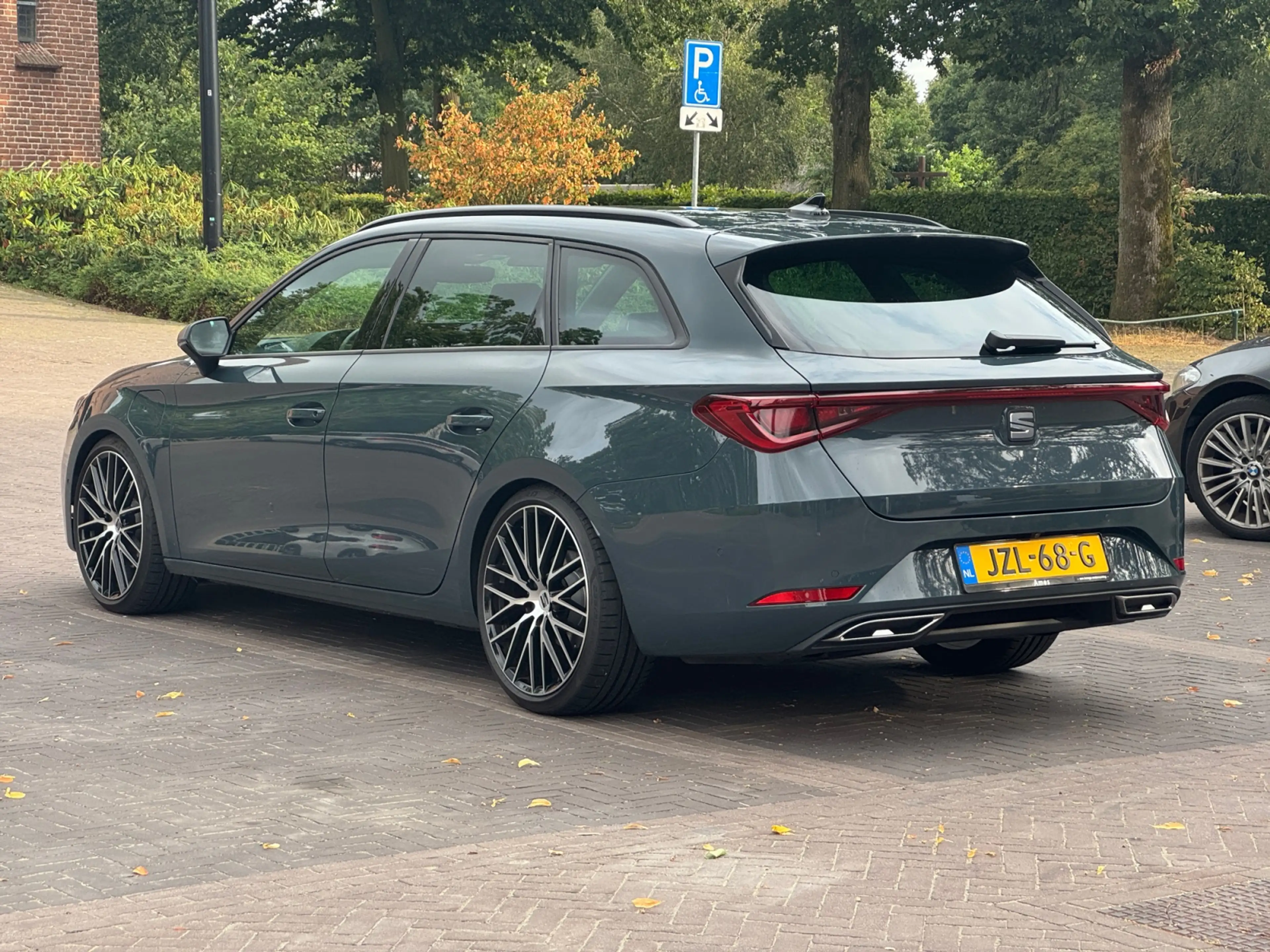 SEAT Leon e-Hybrid Sportstourer 1.5 TSI 204pk DSG FR Business | Trave — photo 5