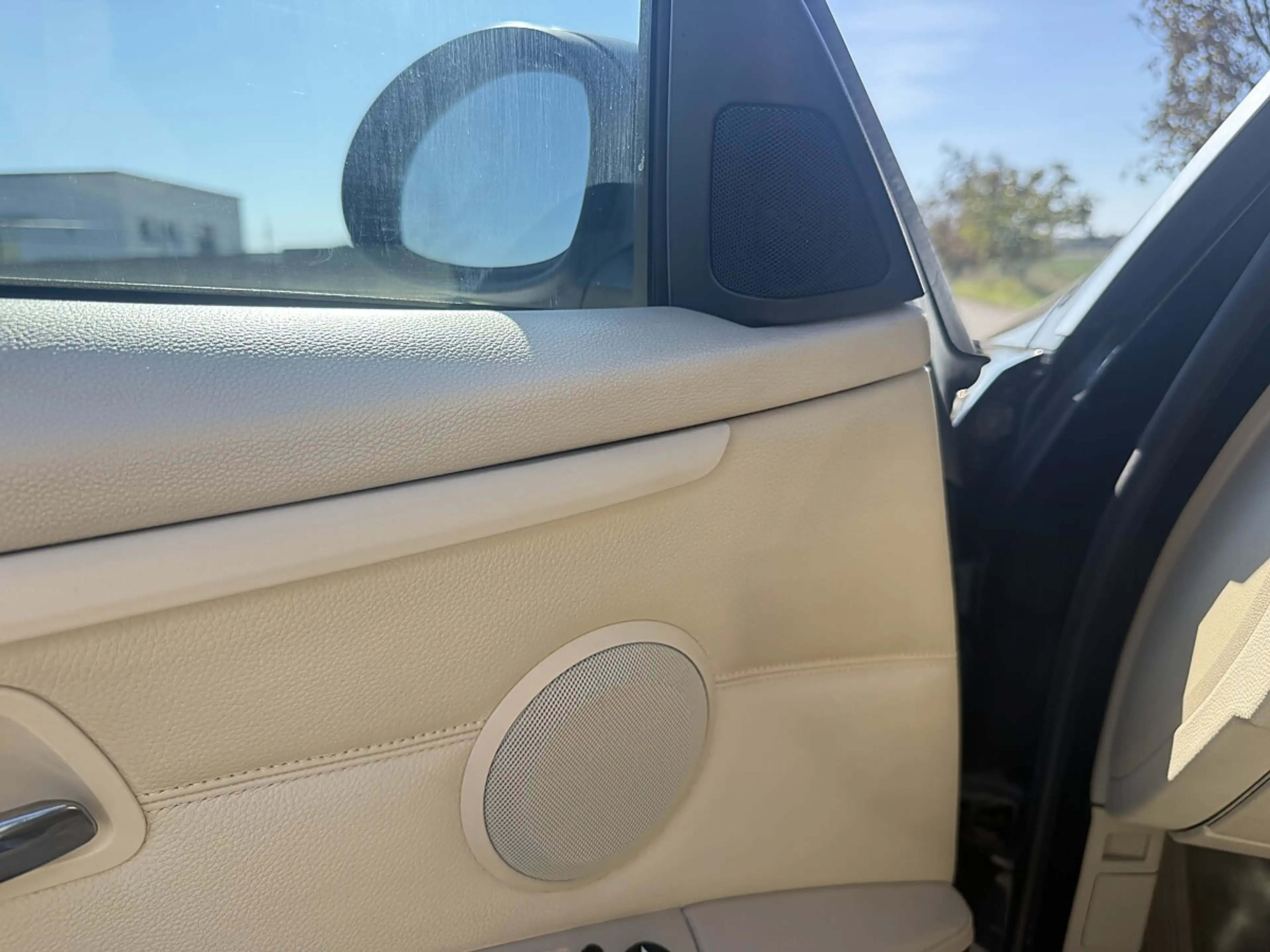 BMW 335 i Coupé — photo 9