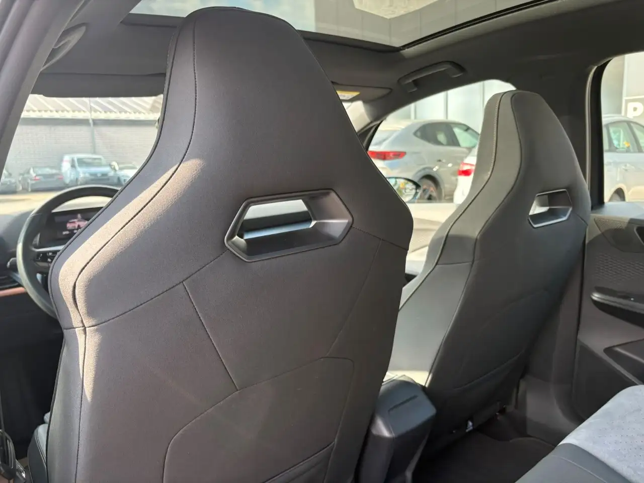 Cupra Born *GJR*Pilot XL*PanoDach*, миниатюра 13