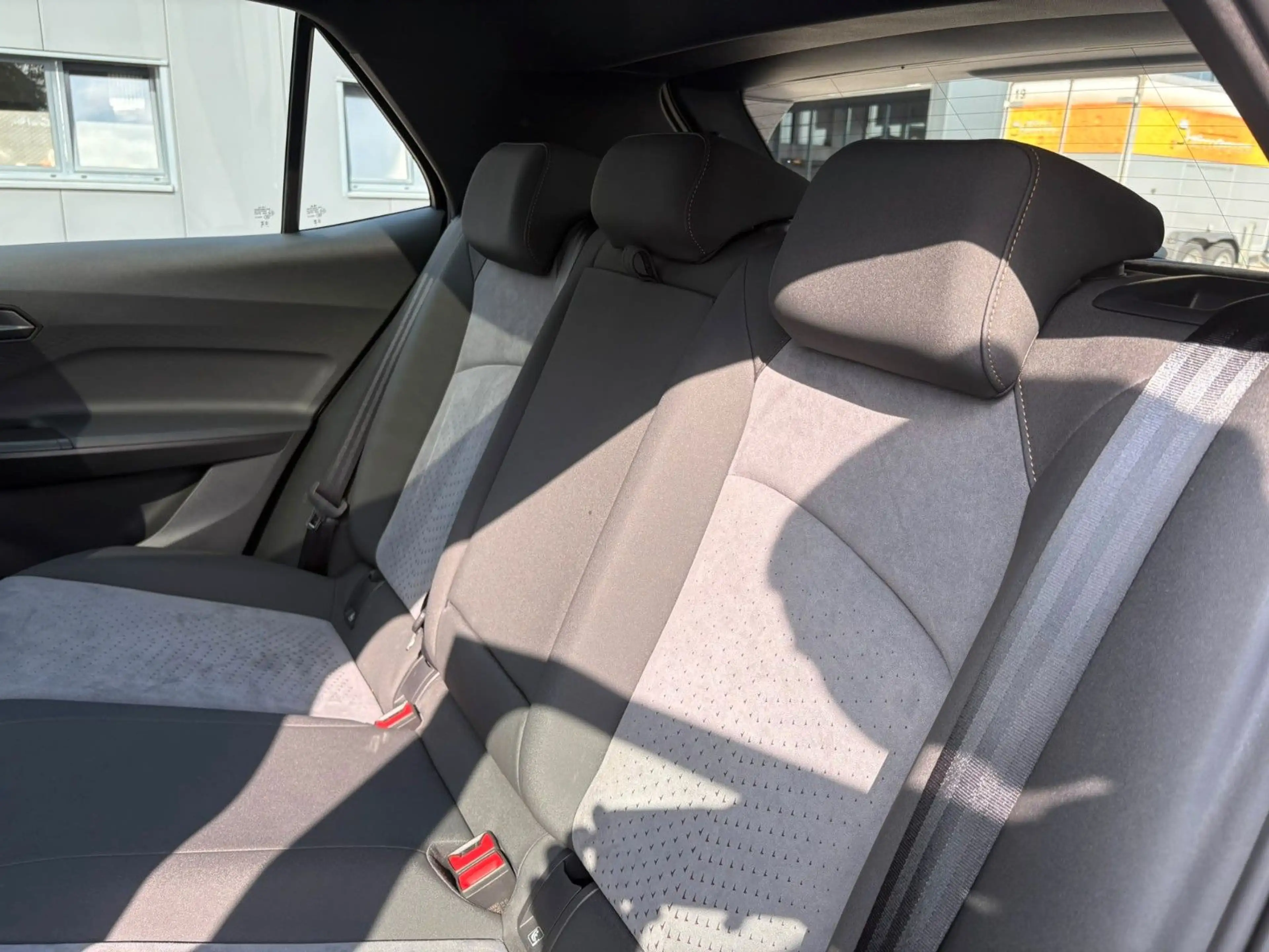CUPRA Born *GJR*Pilot XL*PanoDach* — photo 14