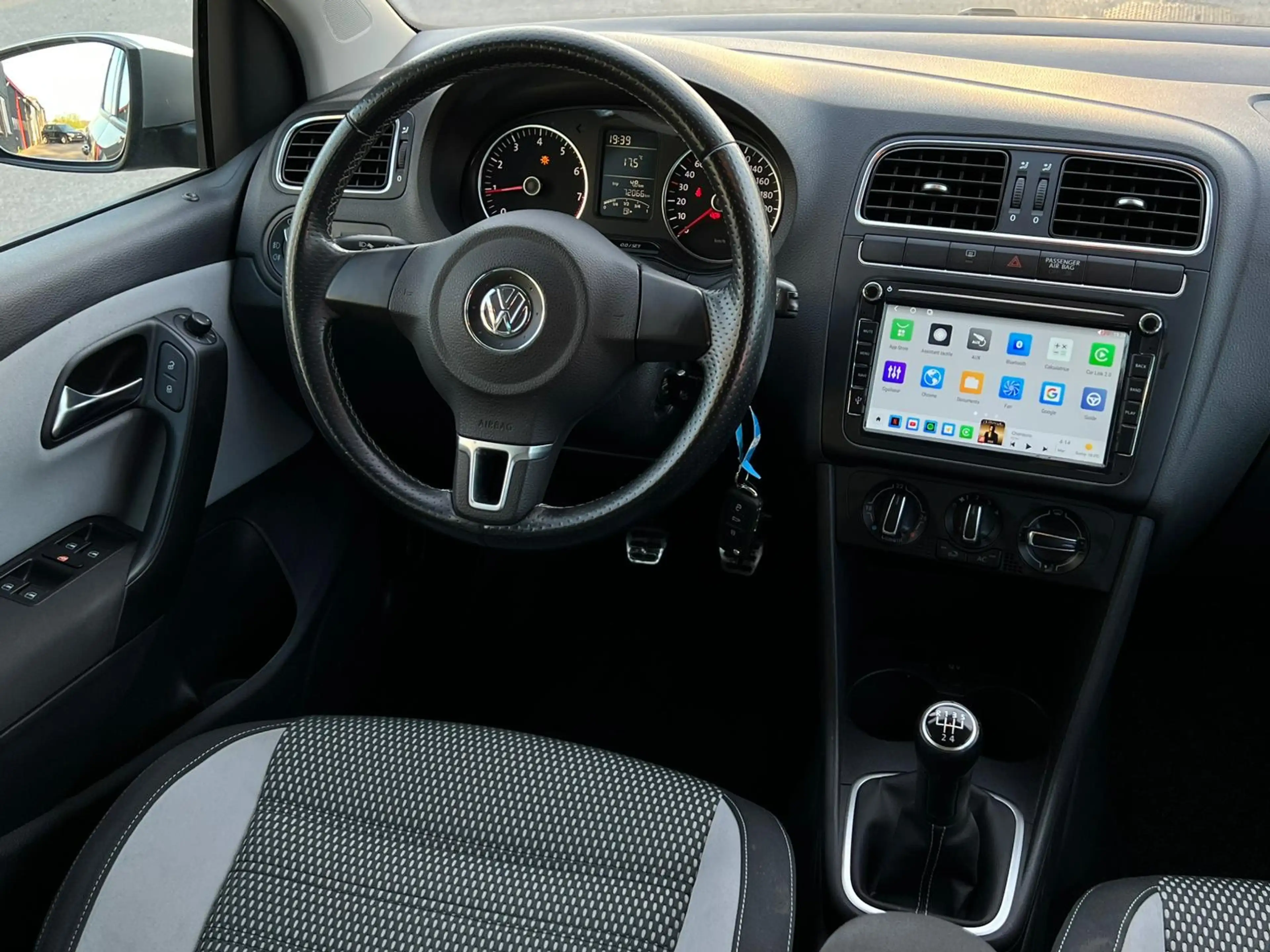 Volkswagen Polo Cross Crosspolo 1.2i GARANTI ECRAN CARPLAY — photo 13