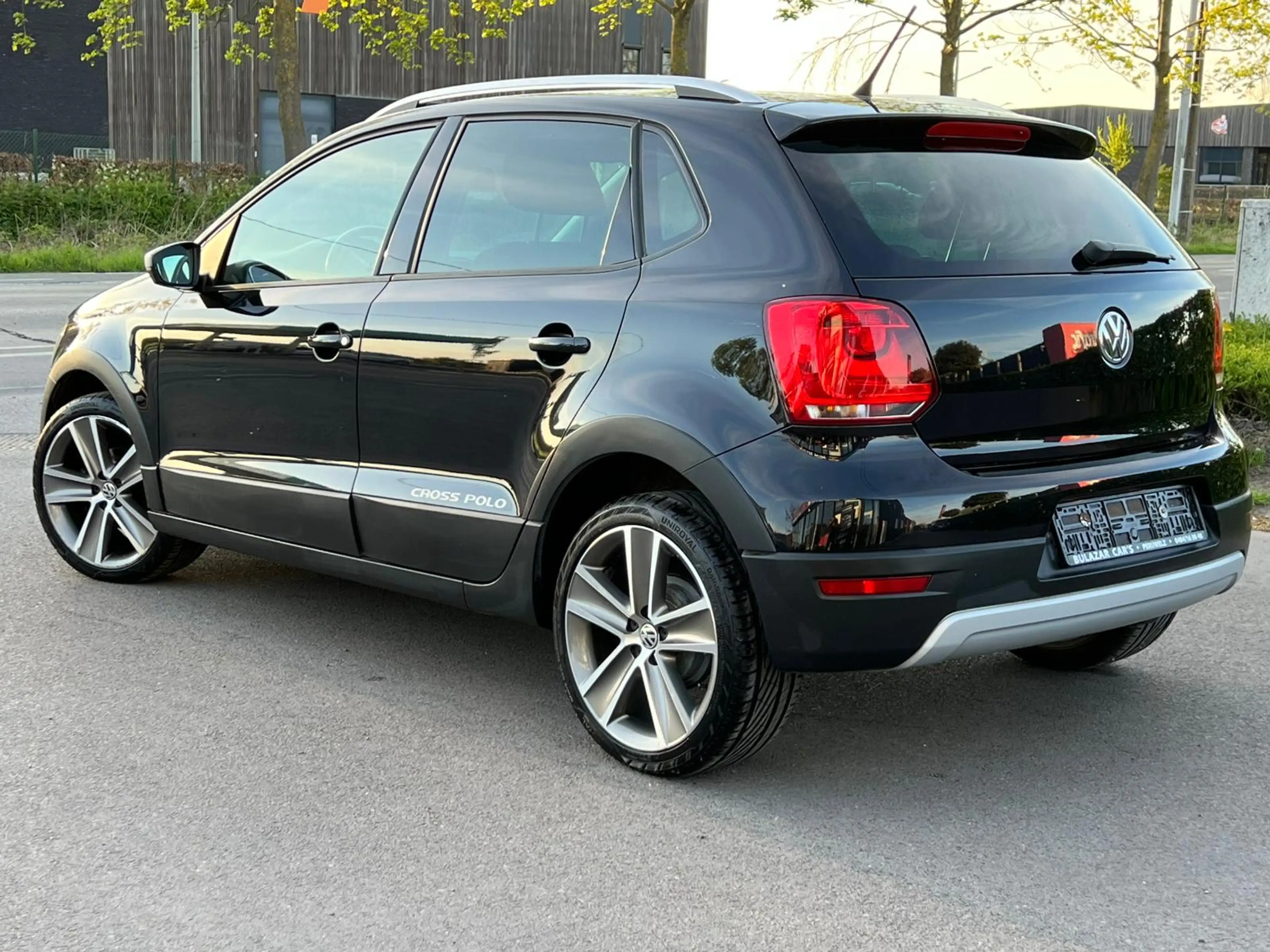 Volkswagen Polo Cross Crosspolo 1.2i GARANTI ECRAN CARPLAY — photo 4