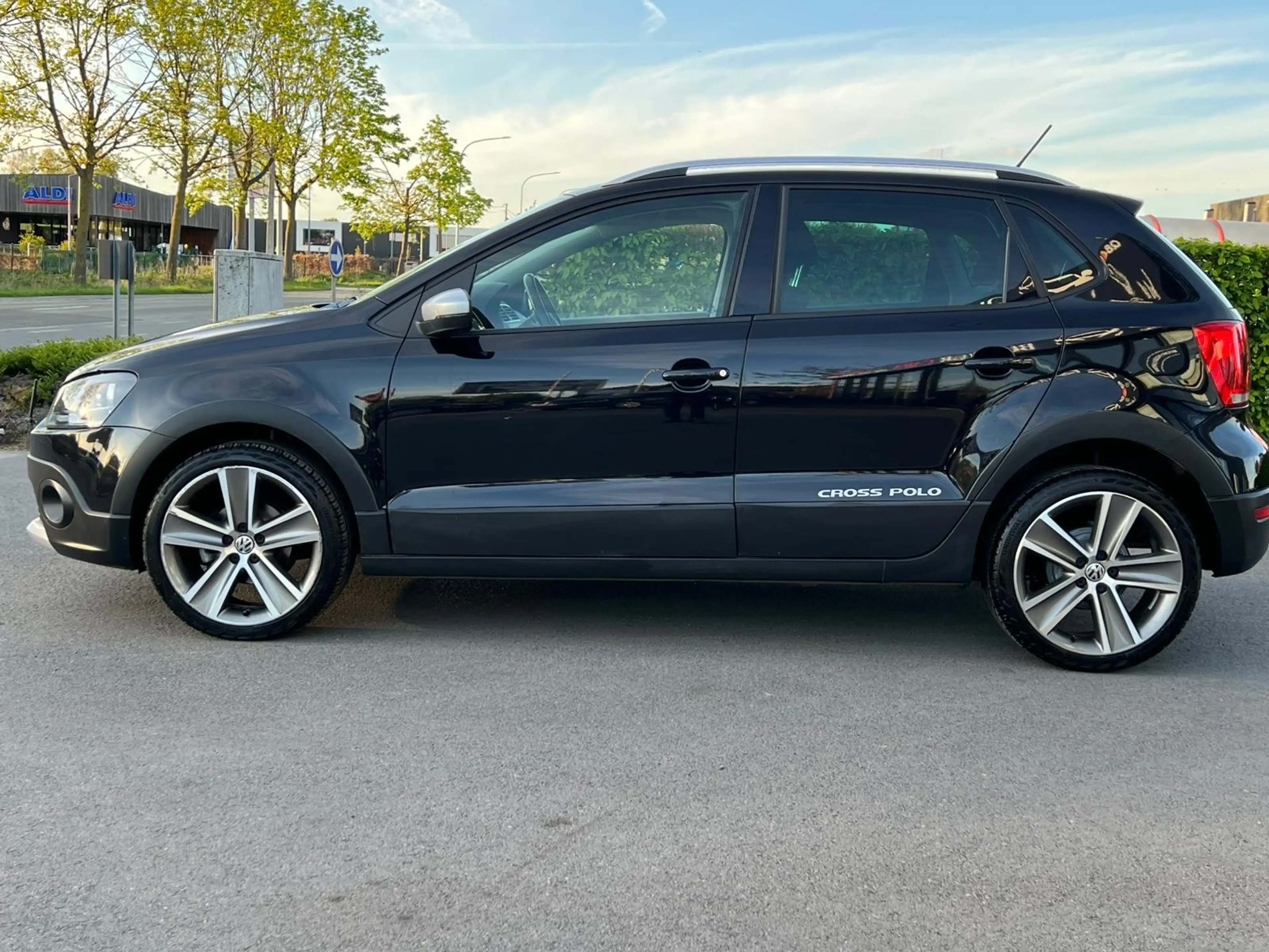 Volkswagen Polo Cross Crosspolo 1.2i GARANTI ECRAN CARPLAY — photo 7