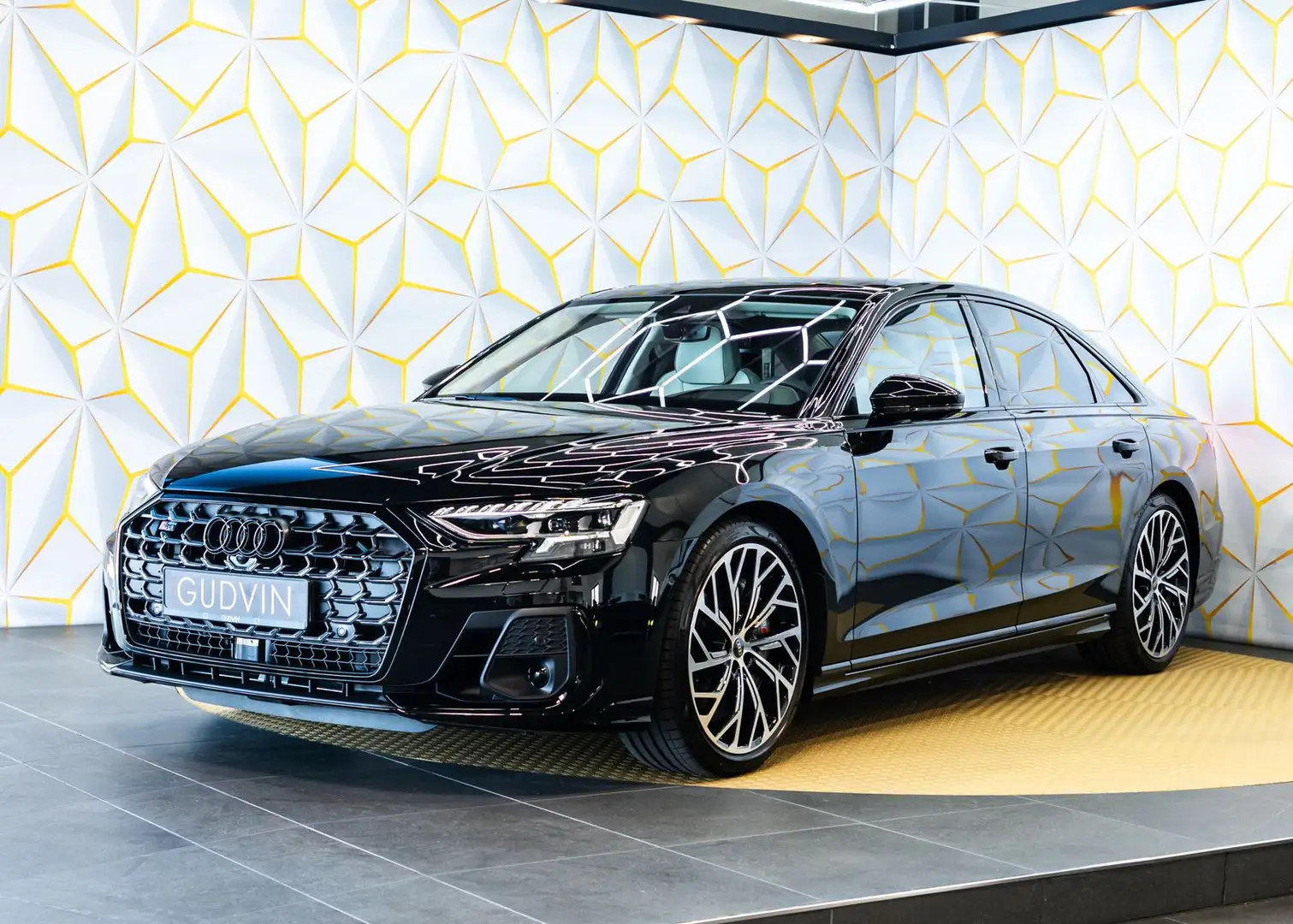 Audi S8 4.0 TFSI quattro/Advanced B&O/Carbon/4-Seats Schwarz - 2