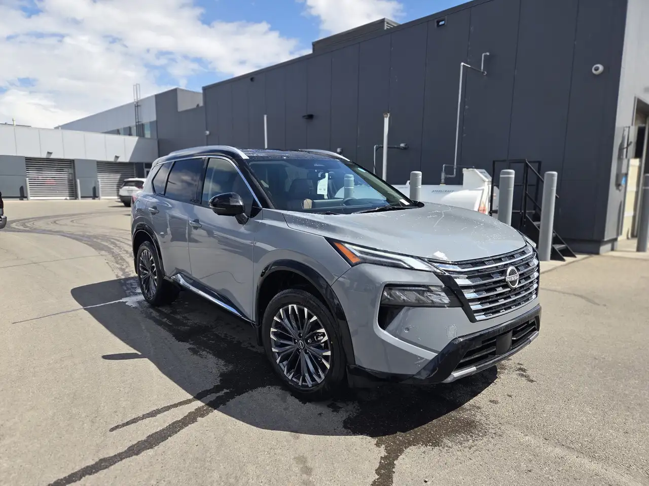 Nissan Rogue снимка Nissan Rogue
