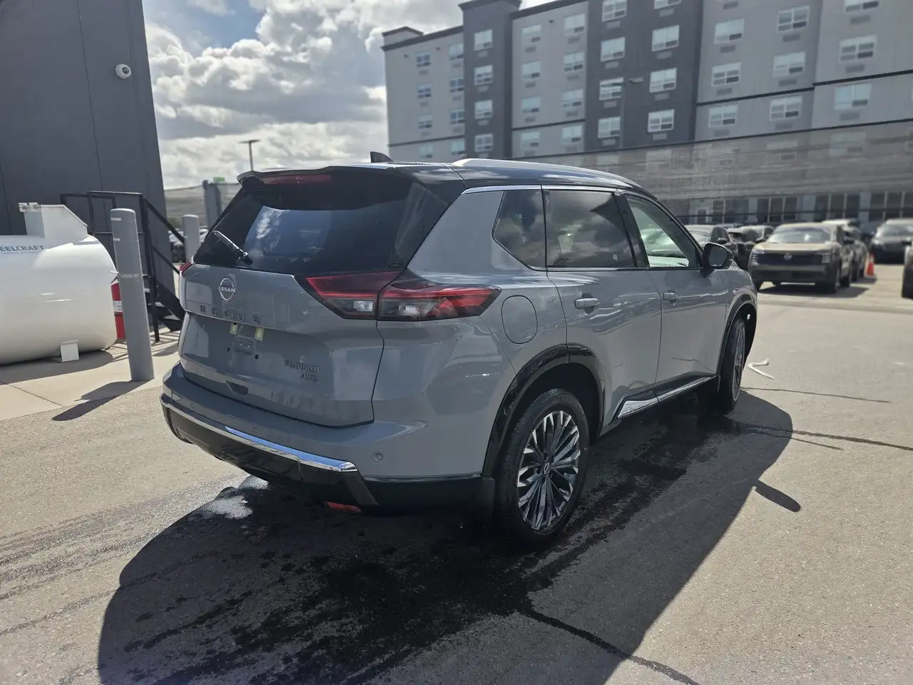 Nissan Rogue снимка Nissan Rogue