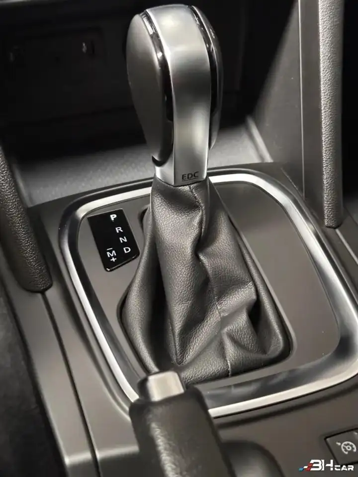 Renault Megane Berline — photo 15