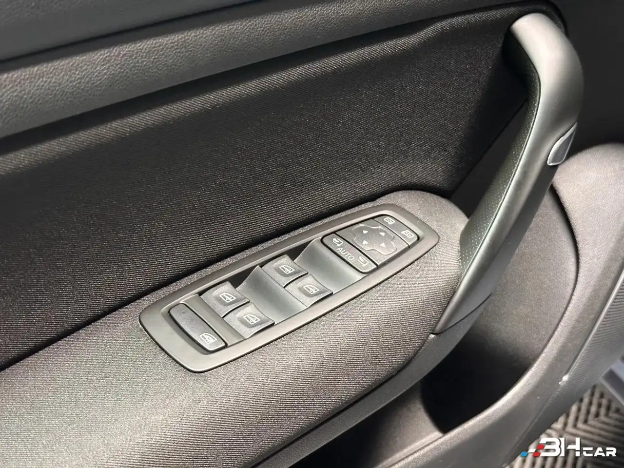 Renault Megane Berline — photo 8
