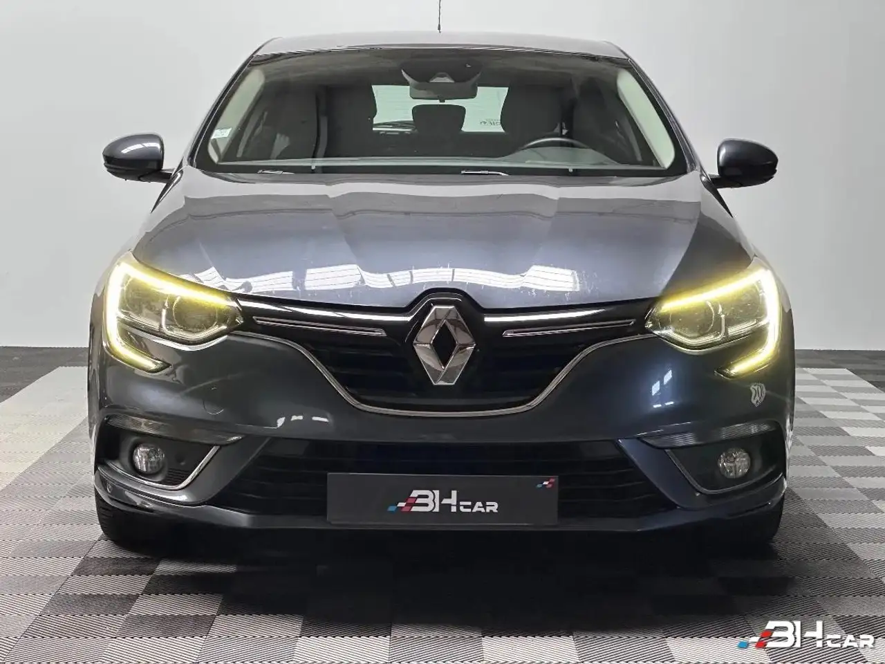 Renault Megane Berline — photo 18