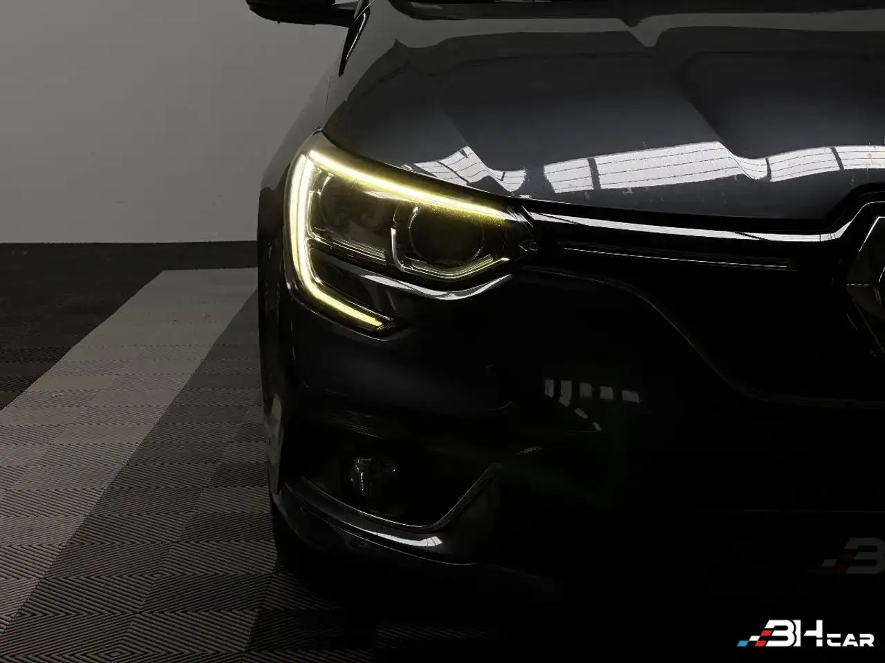 Renault Megane Berline — photo 21