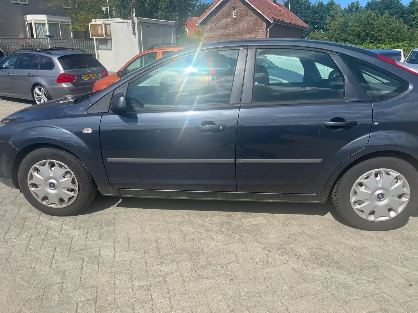 Ford Focus 2.0-16V Rally Edition airco lichte schade rechter Grau - 2