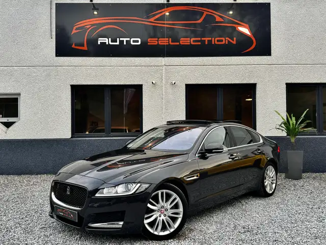 Jaguar XF 2.0D Prestige - PANO - FULL LED - CAMERA - HUD