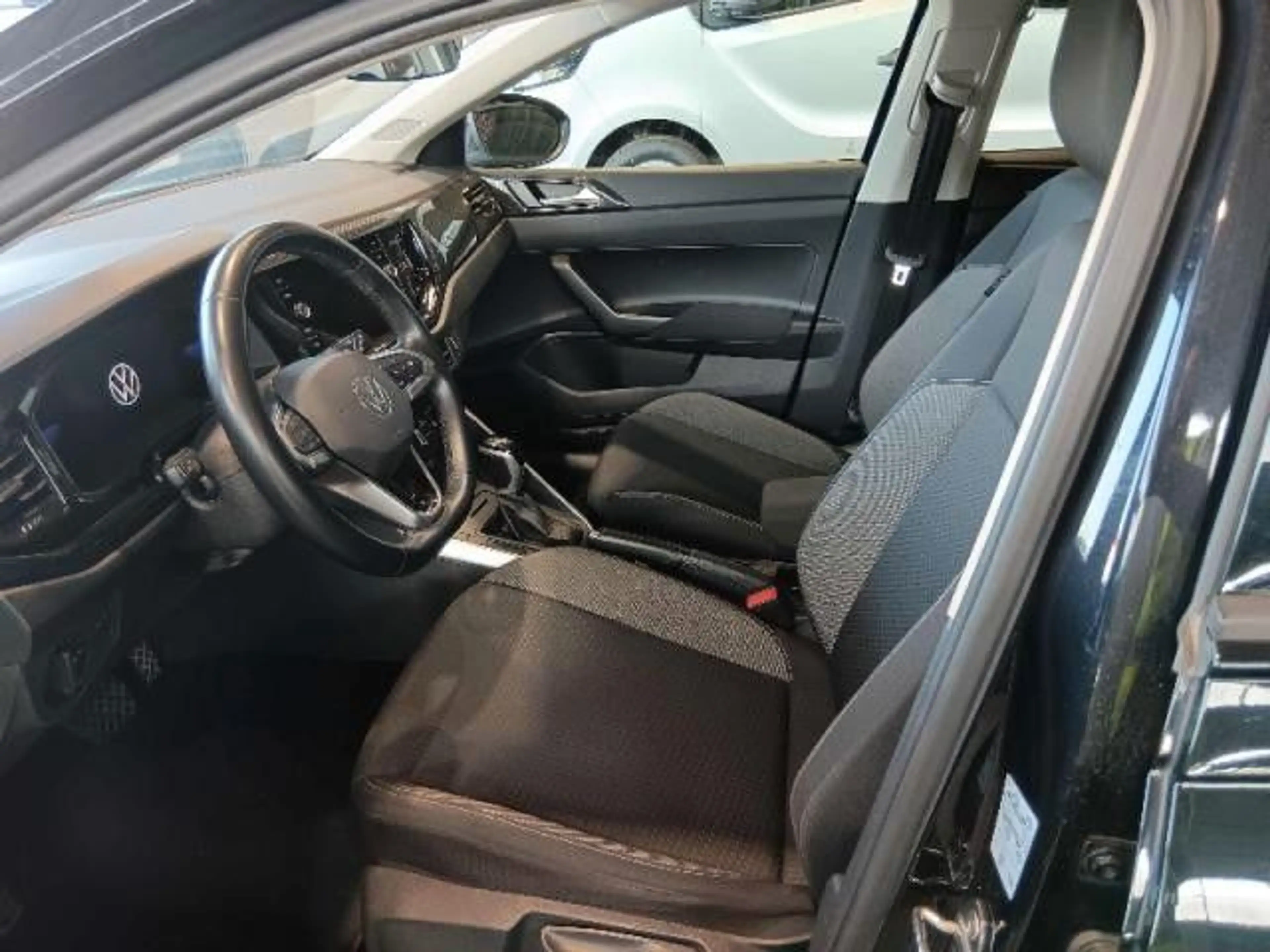 Volkswagen Taigo Life 1.0 TSI DSG Navi LED Alu PDC ACC — photo 5