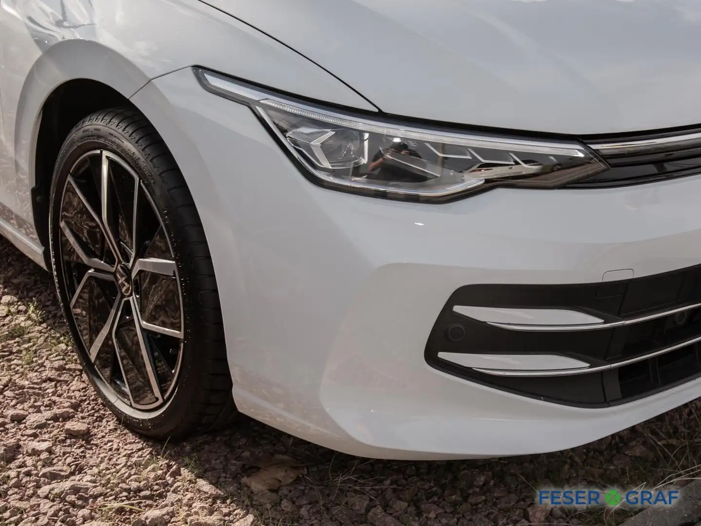Volkswagen Golf VIII 1.5 eTSI Style DSG/Matrix/ACC/AHK/HuD/CarPlay Weiß - 2
