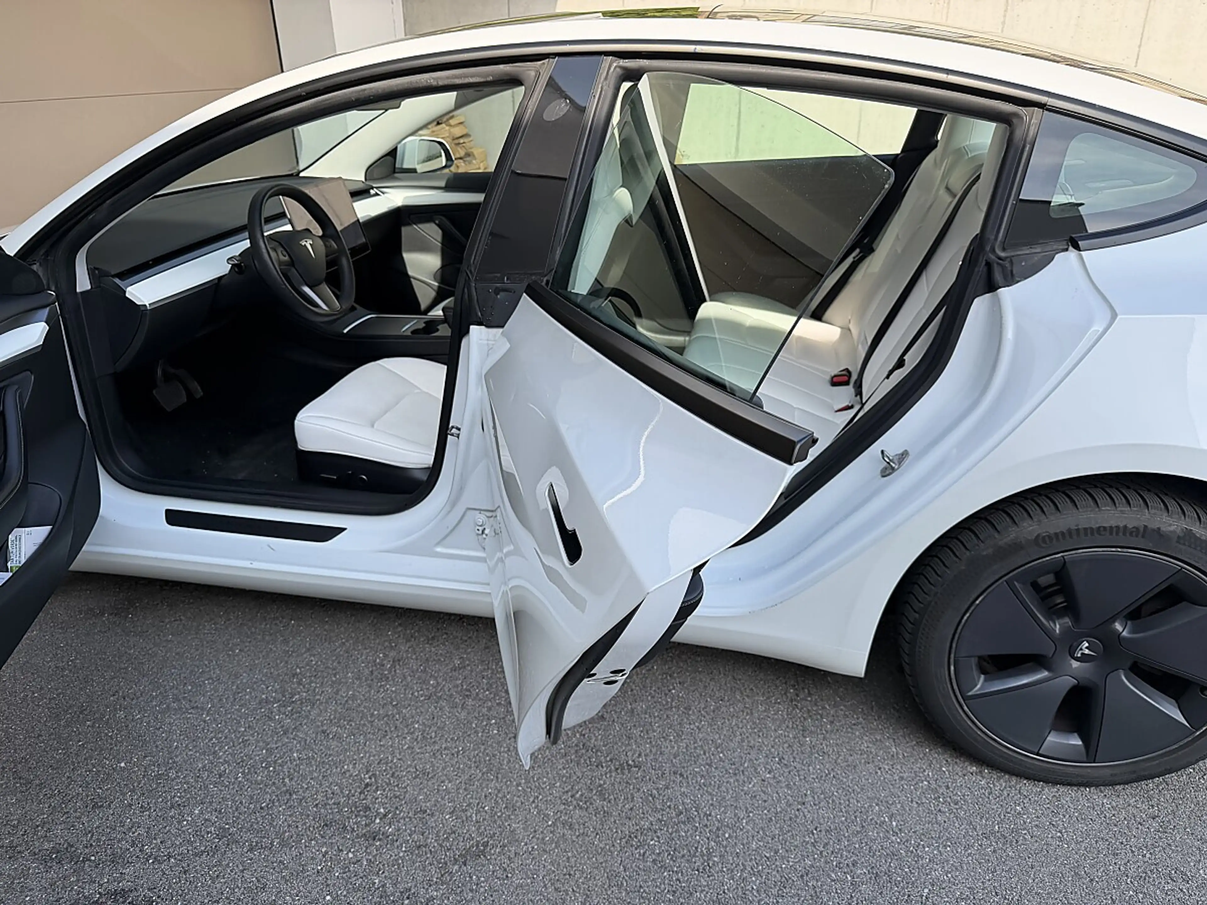Tesla Model 3 Premium Long Range Dual AWD — photo 15