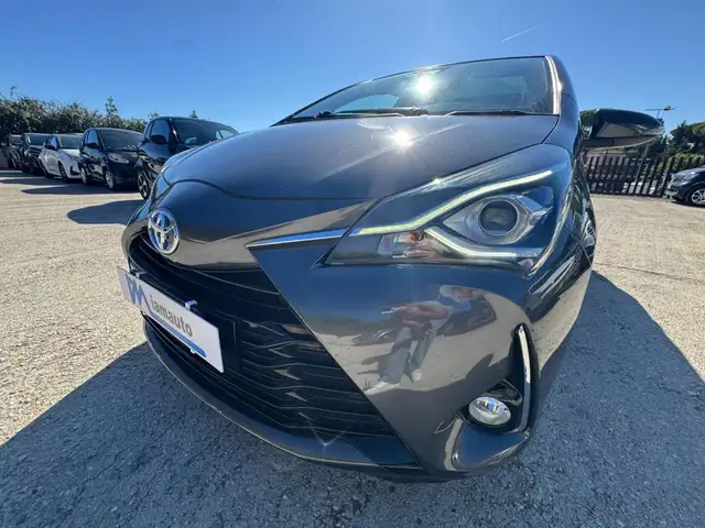 Toyota Yaris view 15