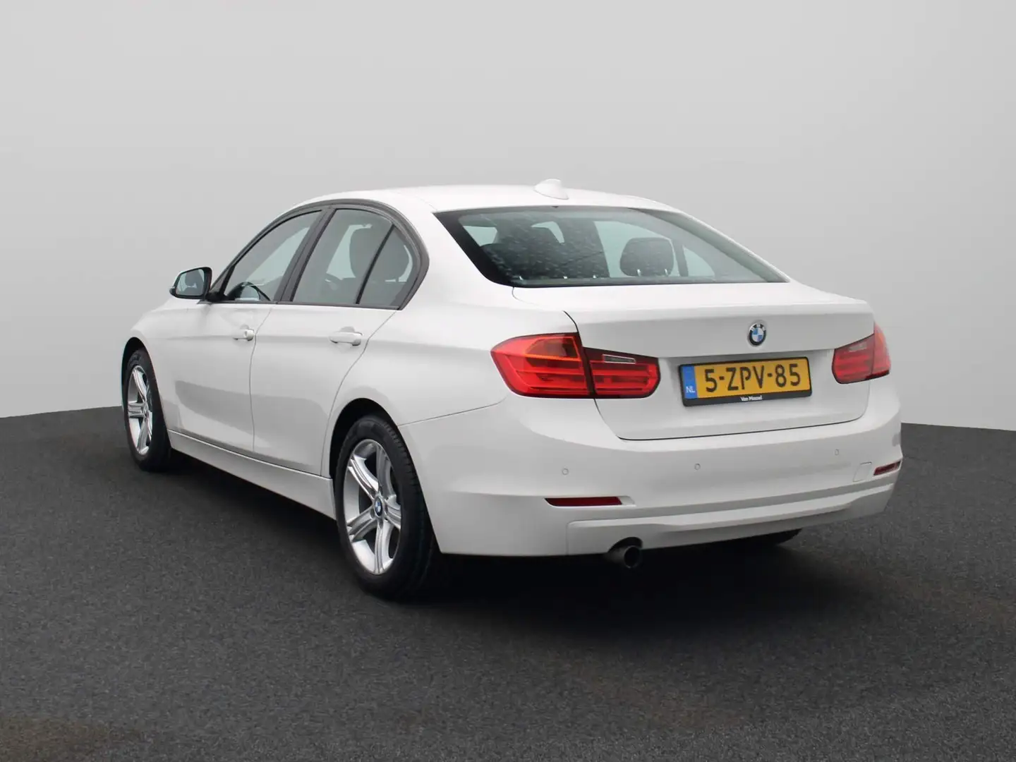 BMW 316 3-serie 316i High Executive | NAVIGATIE | CLIMATE Weiß - 2