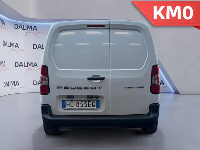 Peugeot Partner view 4