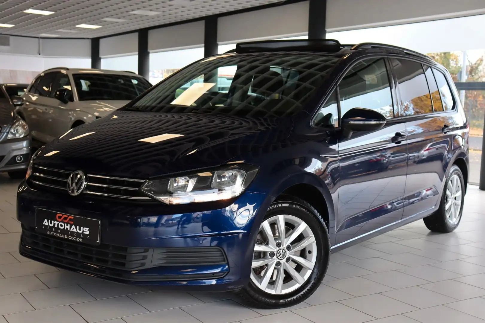 Volkswagen Touran 1.6Ltr Comfortline |7SITZER|PANO|SHZ|PDC| Bleu - 1