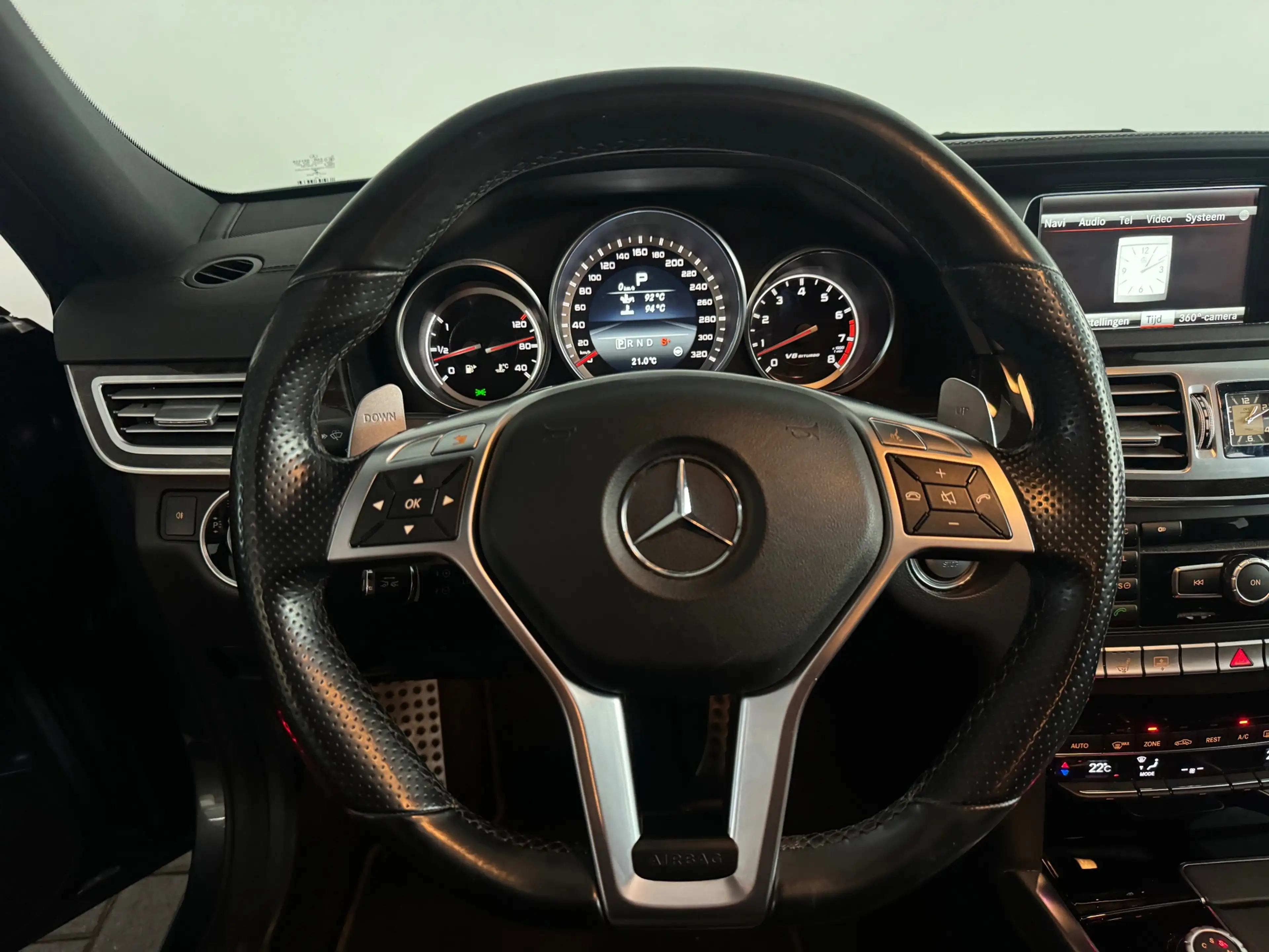 Mercedes-Benz E 63 AMG 4MATIC — photo 6