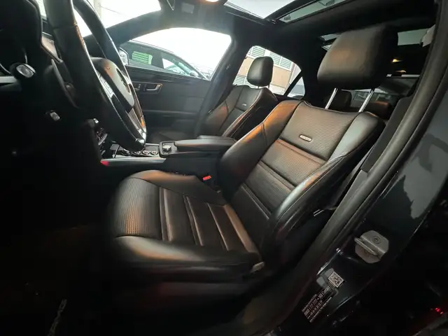 Mercedes-Benz E-Class view 5