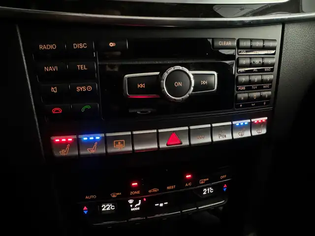 Mercedes-Benz E-Class view 17