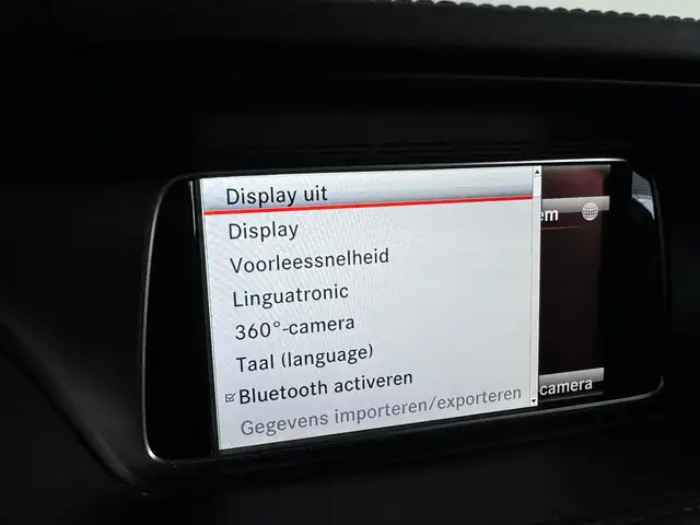 Mercedes-Benz E-Class view 18