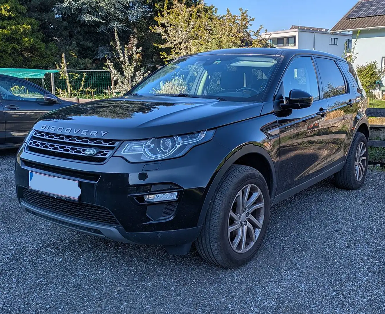Land Rover Discovery Sport Discovery Sport 2,0 SD4 4WD SE Aut. SE Schwarz - 1