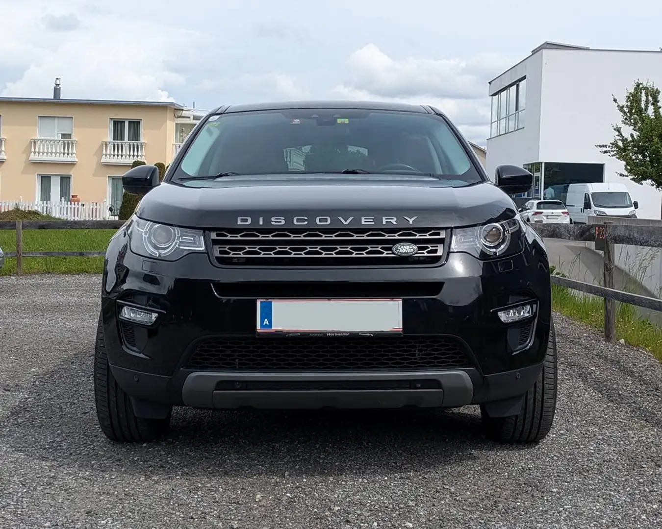 Land Rover Discovery Sport Discovery Sport 2,0 SD4 4WD SE Aut. SE Schwarz - 1