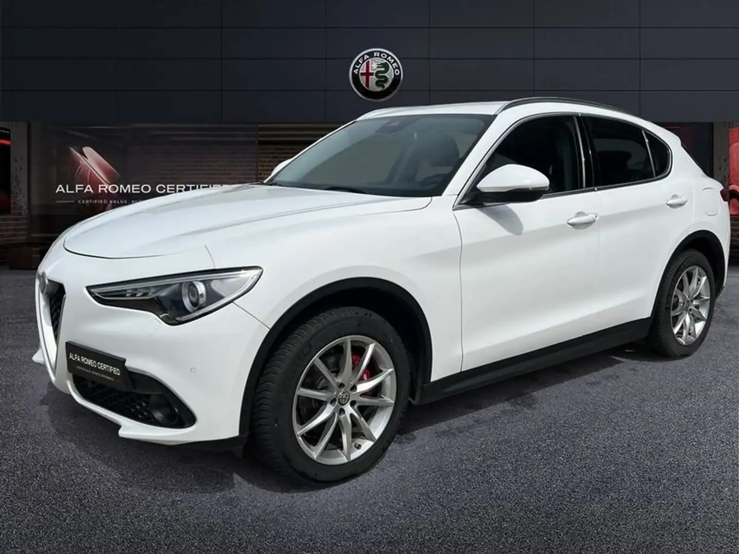 Alfa Romeo Stelvio 2017 2.2 t Executive Q4 190cv auto my19 Bianco - 1