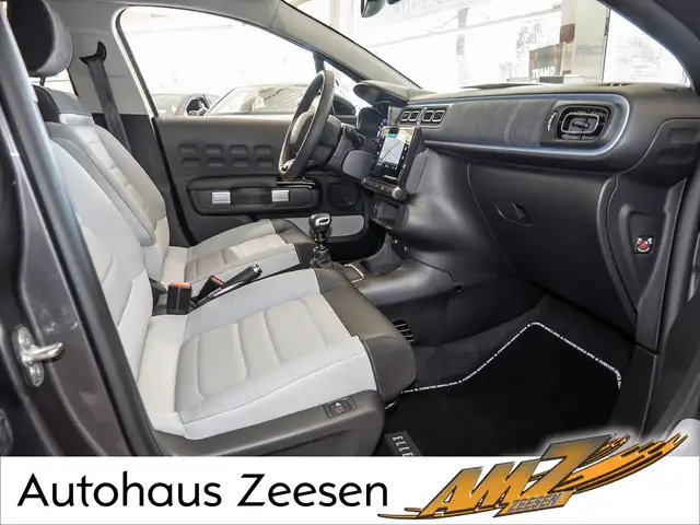 Citroen C3 view 2