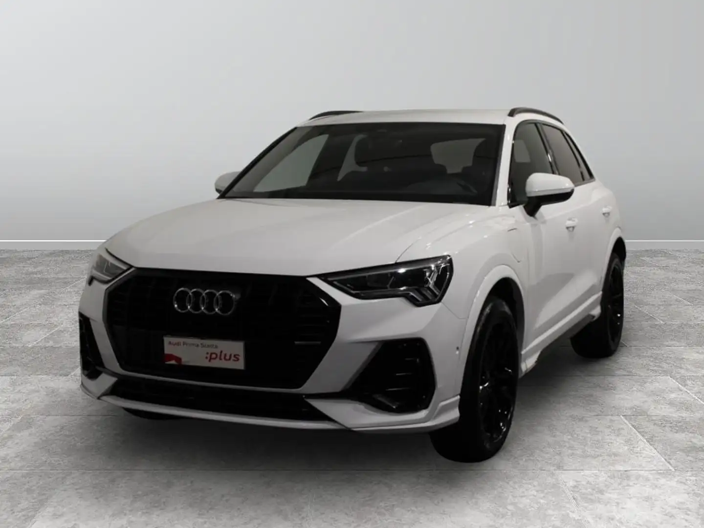Audi Q3 45 1.4 tfsi e S Line Edition s-tronic Bianco - 1